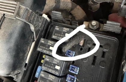 Ford Ranger đã sửa đề nhưng vẫn bị vấn đề này là sao các bác?