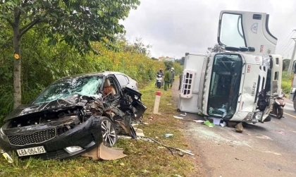 Nghị định 168 - Lỗi trừ 2 điểm GPLX ô tô: Tránh xe đi ngược chiều không đúng quy định