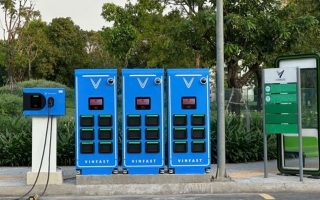 Thế giới 2 bánh: Xe máy điện VinFast sẽ có thêm 10.000 tủ đổi pin xe máy điện khi kết hợp cùng EVN tại Hà Nội