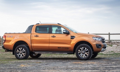 Xe Ranger Wildtrak hú báo động chống trộm không tắt được