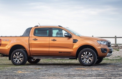 Xe Ranger Wildtrak hú báo động chống trộm không tắt được