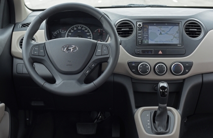 Xe i10 có mùi chua khi bật điều hòa do đâu?