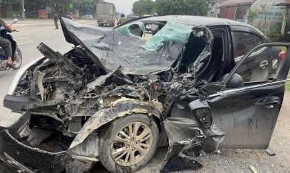 Ảnh TNGT: Toyota Vios BKS 19A 31183 tan nát vì đối đầu với