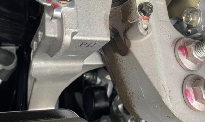 Mới lấy xe Mazda3 mà đã bị rỉ dầu thế này có sao không?