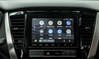 Xin cách xử lý xe Pajero Sport bị lỗi cảm ứng màn hình