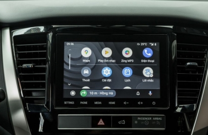 Xin cách xử lý xe Pajero Sport bị lỗi cảm ứng màn hình