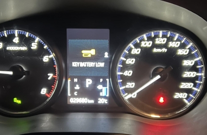 Xe Outlander của em báo như thế này là bị gì nhỉ?