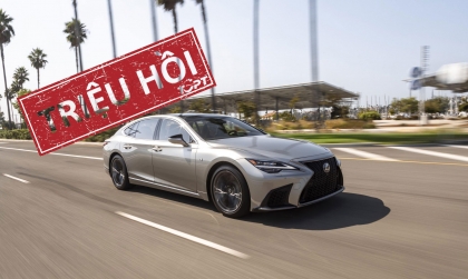 Triệu hồi Lexus ES do lỗi camera sau