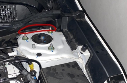 Xin cách xử lý xe CR-V bị ngấm nước vào khoang máy