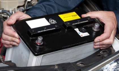 Như thế này có phải là Toyota Vios đã yếu bình ắc quy?