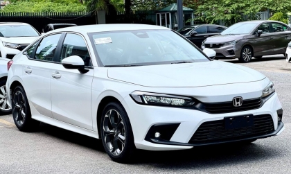 Vì sao Honda Civic ồn quá vậy ạ?