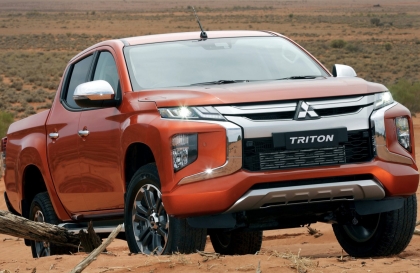 Bảng giá xe Mitsubishi tháng 11: Mitsubishi Triton được hỗ trợ 100% lệ phí trước bạ