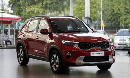 KIA Sonet “khẩn cấp” có mặt tại Hà Nội, chào đón Toyota Raize ra mắt