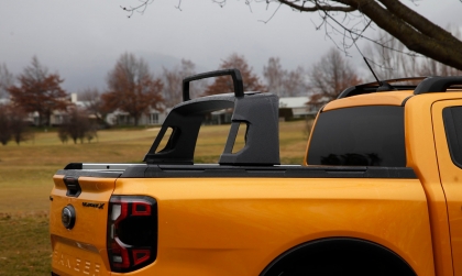 Ford Ranger được trang bị hệ thống giá đỡ linh hoạt cho thùng xe