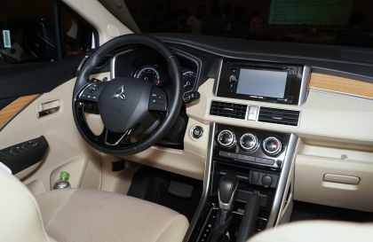 Đề xe Xpander và bật điều hòa bị kêu là vấn đề gì?