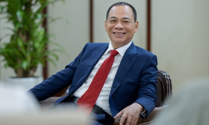 Nhân dịp 5 năm thành lập - Chủ tịch Vingroup trả lời phỏng vấn Bloomberg về VinFast 