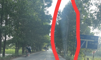 Xin cách khắc phục vết mờ trên kính Cerato?