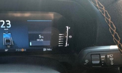 Làm sao để reset cảnh báo thay dầu của Ford Ranger?