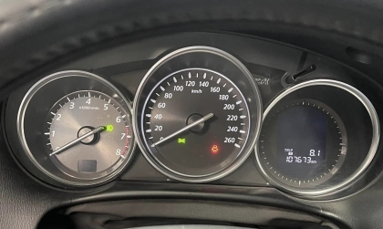 Xin tư vấn xe Mazda CX-5 nổ máy mà bị mất màn hình và điều hòa