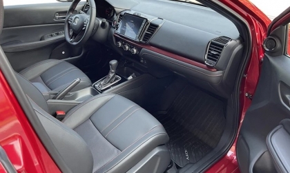 Xin cách xử lý tiếng kêu khó chịu ở ghế xe Honda City?