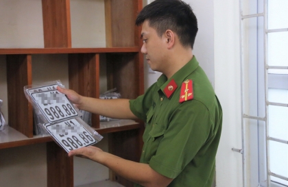 Xe chưa sang tên đổi chủ sẽ được định danh thế nào?