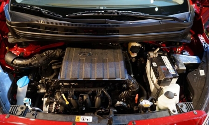 Hyundai i10 bị hao dầu máy