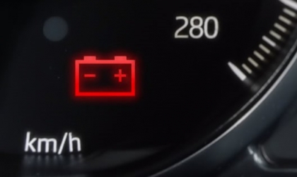 Xe Tucson của em đã phải thay ắc quy chưa ạ?