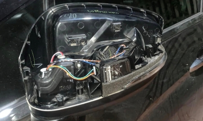 Mất ốp gương Mitsubshi Xpander, xử lý thế nào?