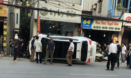 Ảnh TNGT: Hyundai Santa Fe 26A 03761 