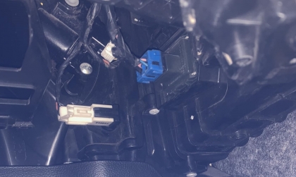 Điều hòa xe Kia K3 cứ bật lên là tự động tắt có phải do cảm biến nhiệt?