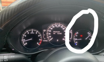 Giúp em vụ kim xăng Mazda3 không dịch chuyển