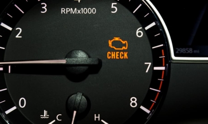 Ford Ranger báo cá vàng và bị tụt dầu máy