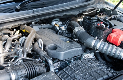 Xe Ranger Bitubo có nước và nhớt trong ống dẫn khí là bị gì ạ?