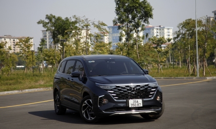 Bảng giá xe Hyundai tháng 6/2024: Hyundai Custin được ưu đãi 50% lệ phí trước bạ