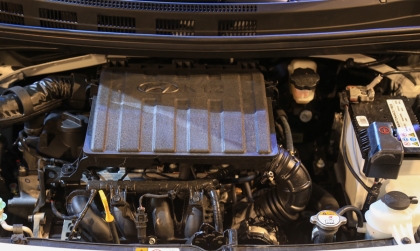 Sao xe Grand i10 của em bị rung vài phút khi khởi động nhỉ?