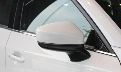 Mazda CX-5 bị lỗi gương trái sau khi rửa xe thì phải làm sao?