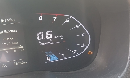 Xin tư vấn vấn đề gương chiếu hậu gập điện của Hyundai Accent