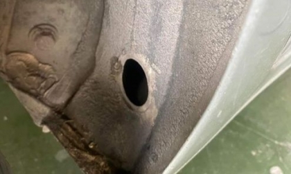 Xe Kia Morning mất nắp chắn bùn thì xử lý sao?