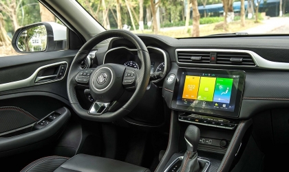 Vô lăng MG ZS có tiếng kêu khi xoay thì phải làm thế nào?