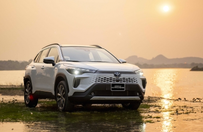 Toyota Corolla Cross 2024 chính thức có mặt: Bớt phiên bản, khởi điểm 820 triệu đồng