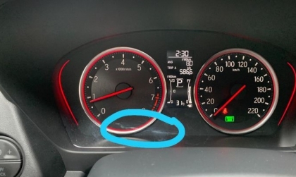 Xử lý thế nào với đồng hồ xe Honda City bị xước?