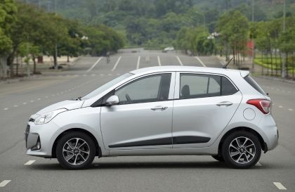 Hyundai Grand i10 bị bó phanh sau khi rửa thì phải làm thế nào?