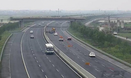 Kinh nghiệm lái xe trên cao tốc