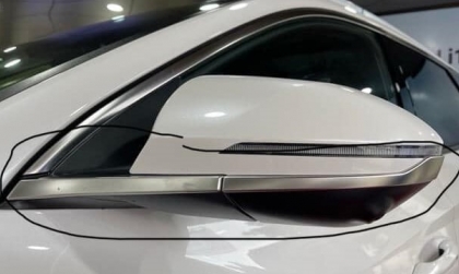 Thay viền ốp gương chiếu hậu Tucson có được không?