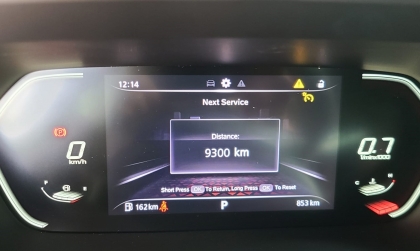MG5 thông báo 9.300 km như này là sao các bác nhỉ?