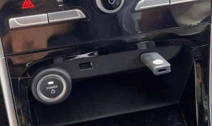 VinFast VF e34 không nhận usb phải làm sao?