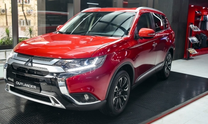 Bảng giá xe Mitsubishi tháng 10: Mitsubishi Outlander được ưu đãi gần 90 triệu đồng