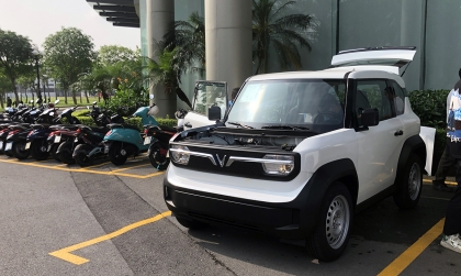 Clip VinFast VF 3 phiên bản tiền sản xuất chính thức xuất hiện trước báo giới