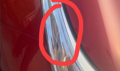 Xe Vios bị nứt chỗ cụm đèn trước, cần kiếm chỗ hàn lại?