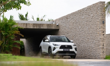 Toyota Việt Nam tung Fortuner mới, giảm giá hàng loạt xe cho năm mới 2024